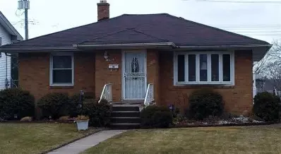 3766 Johnson St, Gary, IN 46408 photo 2