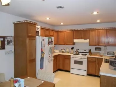 1381 Wright Dr, Crown Point, IN 46307 photo 3
