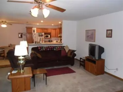 1381 Wright Dr, Crown Point, IN 46307 photo 8