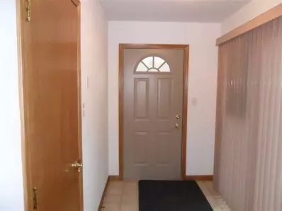 1381 Wright Dr, Crown Point, IN 46307 photo 2
