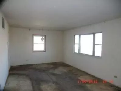 792 Taney Pl, Gary, IN 46404 photo 2