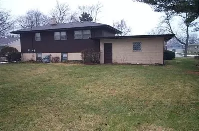 8439 Forest Ave, Munster, IN 46321 photo 3