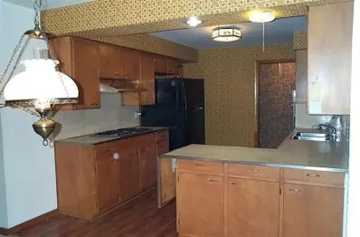 8439 Forest Ave, Munster, IN 46321 photo 6