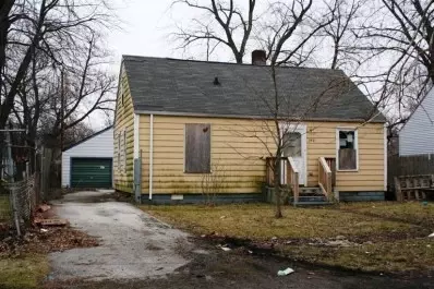 2421 Hobart St, Gary, IN 46406 photo 1