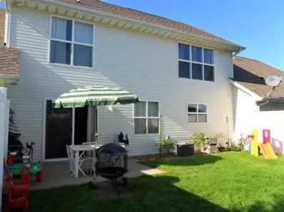 7575 E 108th Ave, Crown Point, IN 46307 photo 2