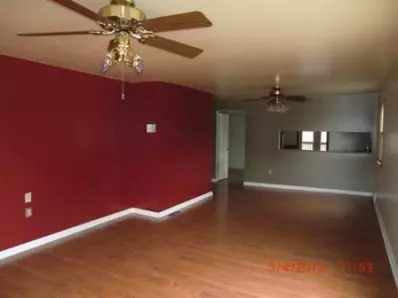2107 Elm St, Griffith, IN 46319 photo 2