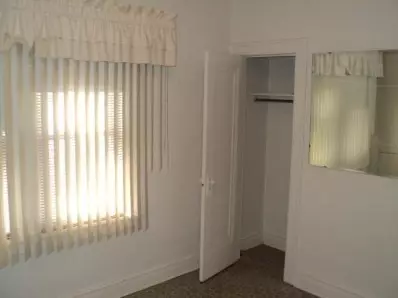 22 Locust St, Hammond, IN 46324 photo 5