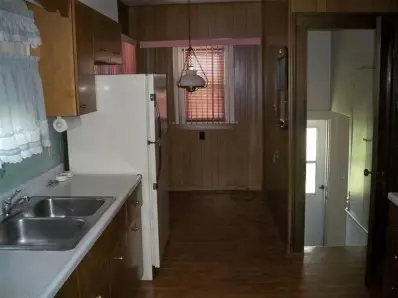 22 Locust St, Hammond, IN 46324 photo 6