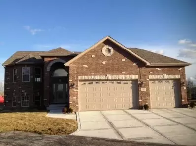 7240 E 102nd Pl, Crown Point, IN 46307 photo 2