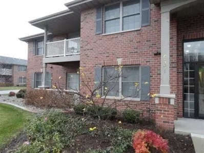 531 Cambridge Ct #1C, Munster, IN 46321 photo 1
