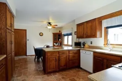 420 S Park Dr, Griffith, IN 46319 photo 5