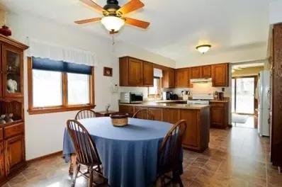 420 S Park Dr, Griffith, IN 46319 photo 6