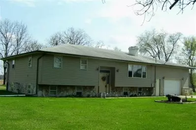 9405 S 250, Hamlet, IN 46532 photo 2