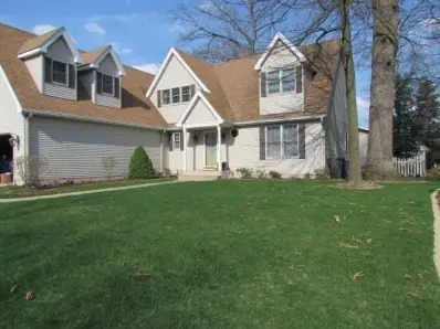 555 Forest Ave, Griffith, IN 46319 photo 1