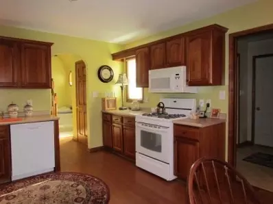555 Forest Ave, Griffith, IN 46319 photo 8
