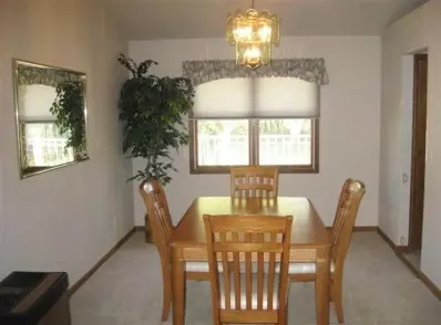 3857 Kingsway Ct, Crown Point, IN 46307 photo 3