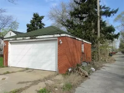 379 Rutledge St, Gary, IN 46404 photo 3
