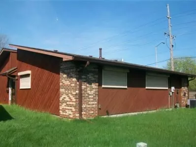 1103 Pyramid Dr, Gary, IN 46407 photo 3