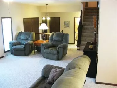 8708 Henry St, Dyer, IN 46311 photo 7