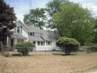 11235 3rd St, Fair Oaks, IN 47943 photo 1