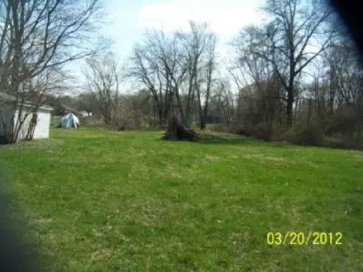 1323 Elm St, Griffith, IN 46319 photo 3