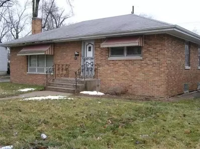 4719 Harrison St, Gary, IN 46408 photo 2