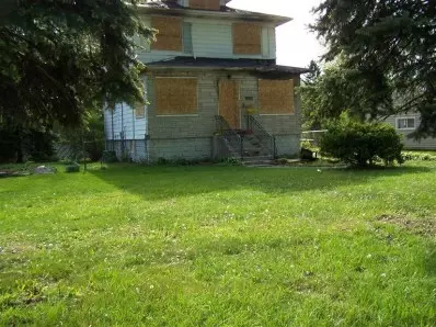1131 N Broad St, Griffith, IN 46319 photo 3