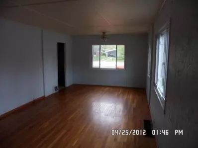 7600 Locust Ave, Gary, IN 46403 photo 2