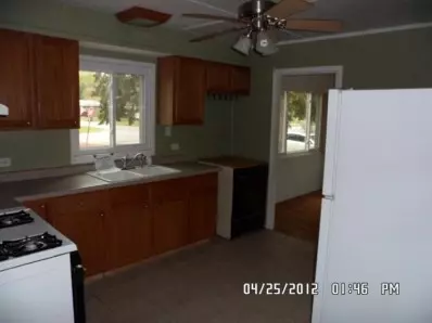 7600 Locust Ave, Gary, IN 46403 photo 3