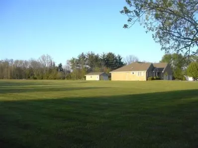 630 W Oak Hill Rd, Porter, IN 46304 photo 3