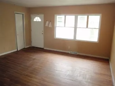 4216 Miller Ave, Gary, IN 46403 photo 2