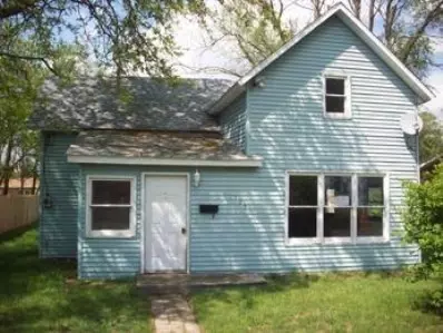 303 E John St, Knox, IN 46534 photo 2