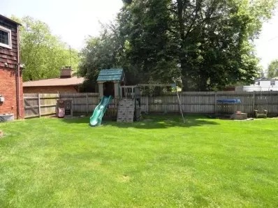 7828 Forest Ave, Munster, IN 46321 photo 9