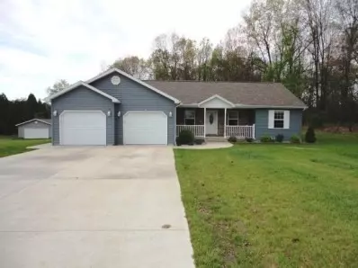 8449 E Long Ln, Knox, IN 46534 photo 1