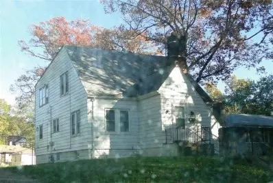 4525 Johnson St, Gary, IN 46408 photo 2