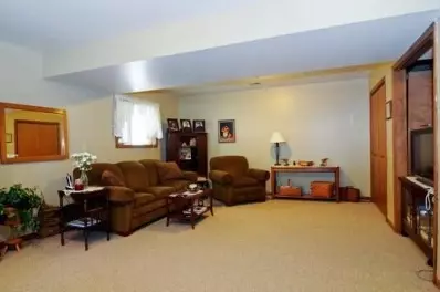 712 Forest Ave, Griffith, IN 46319 photo 9