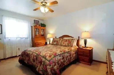 712 Forest Ave, Griffith, IN 46319 photo 6