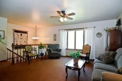 712 Forest Ave, Griffith, IN 46319 photo 3
