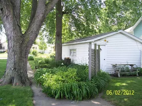 627 119th St, Whiting, IN 46394 photo 7