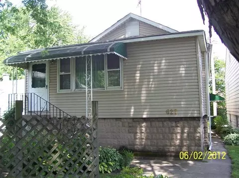 627 119th St, Whiting, IN 46394 photo 1