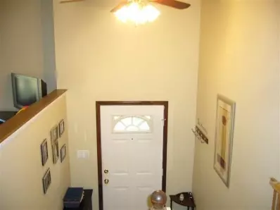 660 Apache Ln, Lowell, IN 46356 photo 8