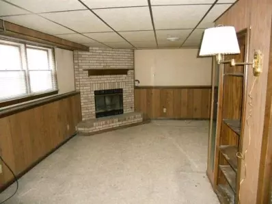 8132 E 4th Pl, Highland, IN 46322 photo 5