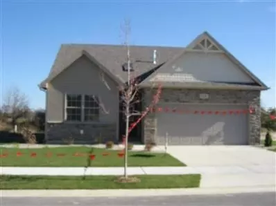 541 Aster Ln, Griffith, IN 46319 photo 1