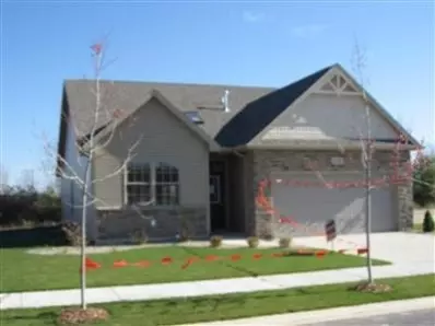 541 Aster Ln, Griffith, IN 46319 photo 2