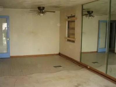 2755 W 12th Ave, Gary, IN 46404 photo 3