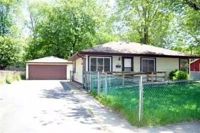 7757 Beech, Hammond, IN 46324 photo 2
