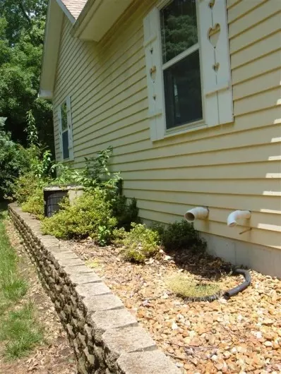 6724 Cavalier Dr, De Motte, IN 46310 photo 7