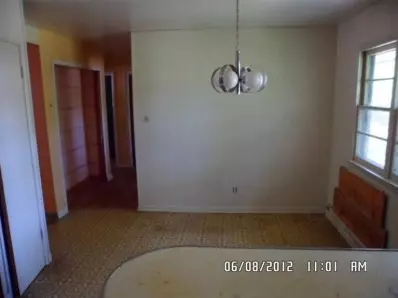 7903 Locust Ave, Gary, IN 46403 photo 5