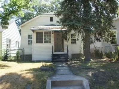 625 Mount St, Gary, IN 46406 photo 2