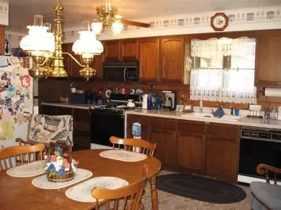 17232 Williams St, Lansing, IL 60438 photo 5
